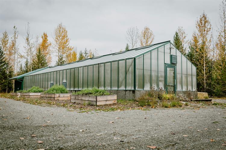 Greenhouse Quesnel 3