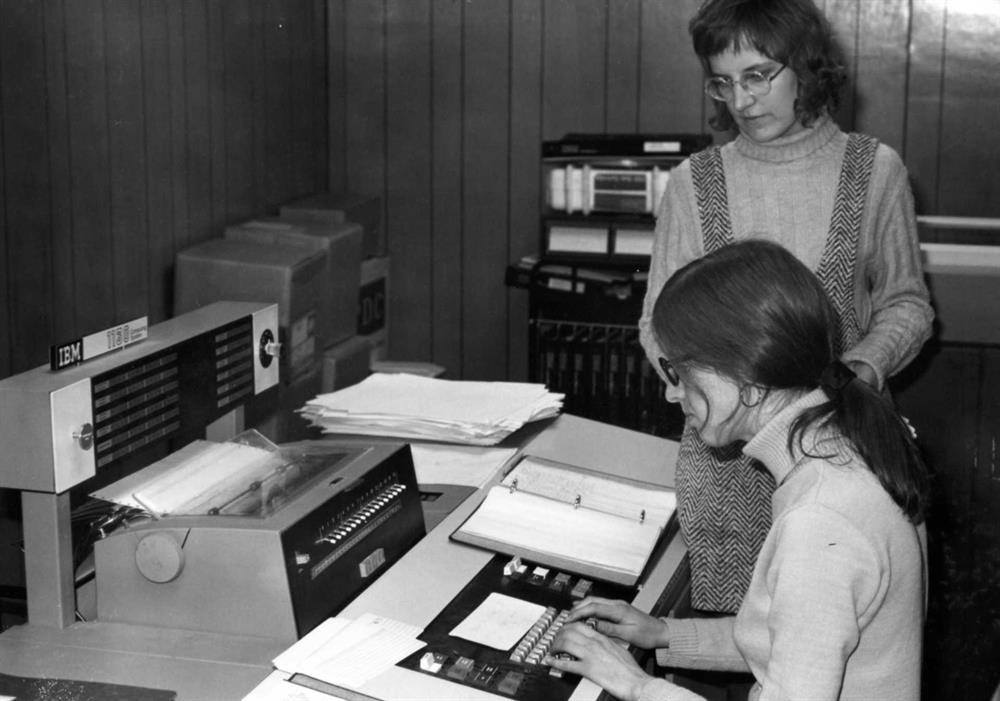 1972 - IBM Punch cards