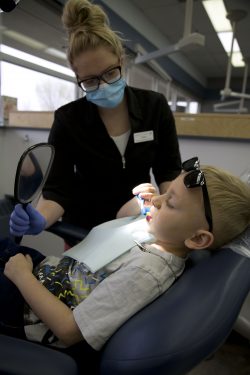 Seal-in-a-smile-250x375